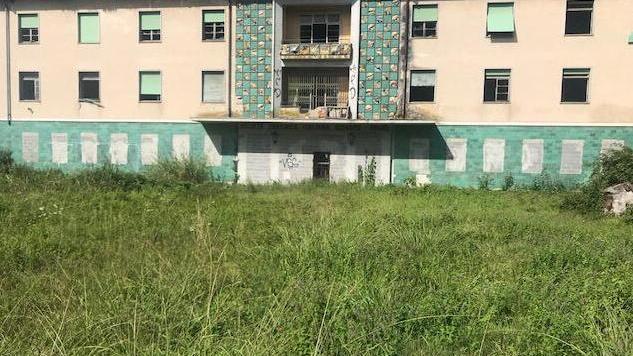 L’ex colonia Laveno è sempre nel degrado