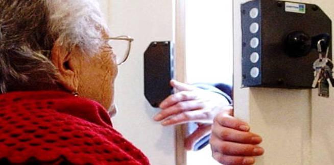 Ecco come fare per difendersi dai falsi operai Enel 