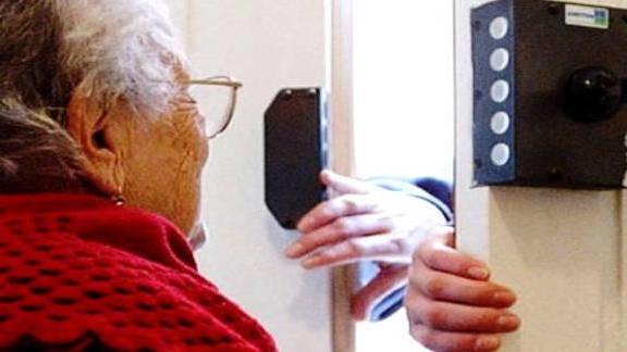 Ecco come fare per difendersi dai falsi operai Enel