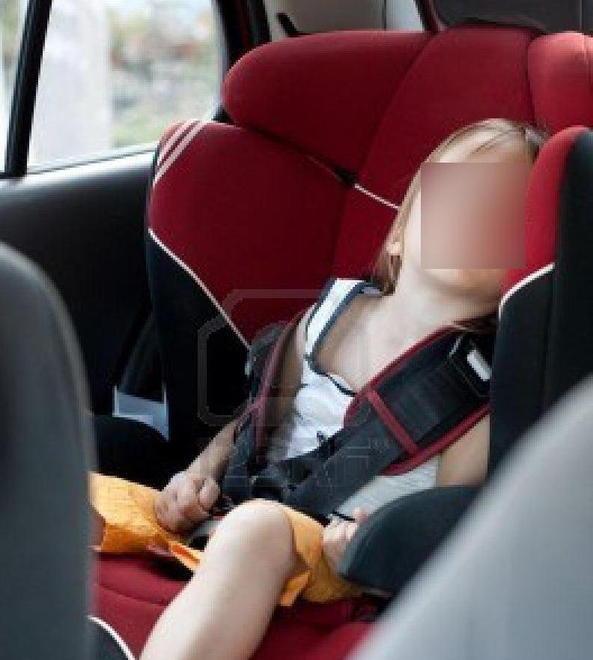 Torna la app per evitare abbandoni di bimbi in auto 