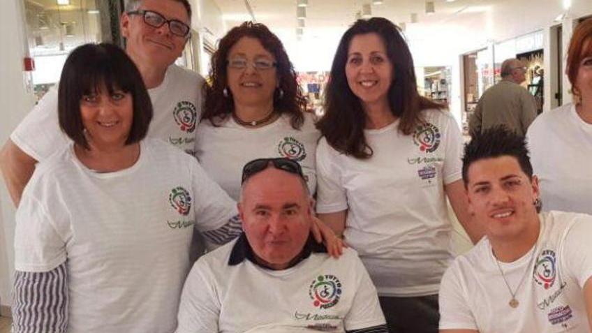 «Il sogno: comprare un furgone per aiutare chi è in carrozzina»