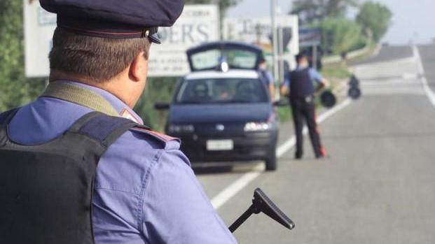 Strage di patenti con il telelaser “donato” all’Arma