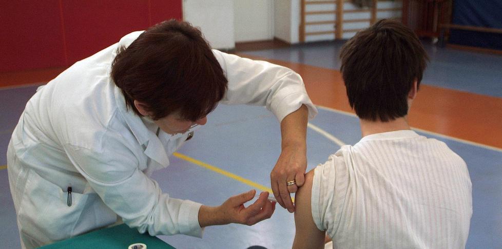 Lasciano l’attività tre medici e due pediatri 