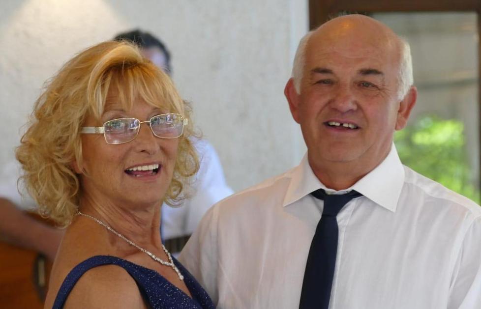 I 50 anni di matrimonio dedicati alla solidarietà Raccolti 5.000 euro 