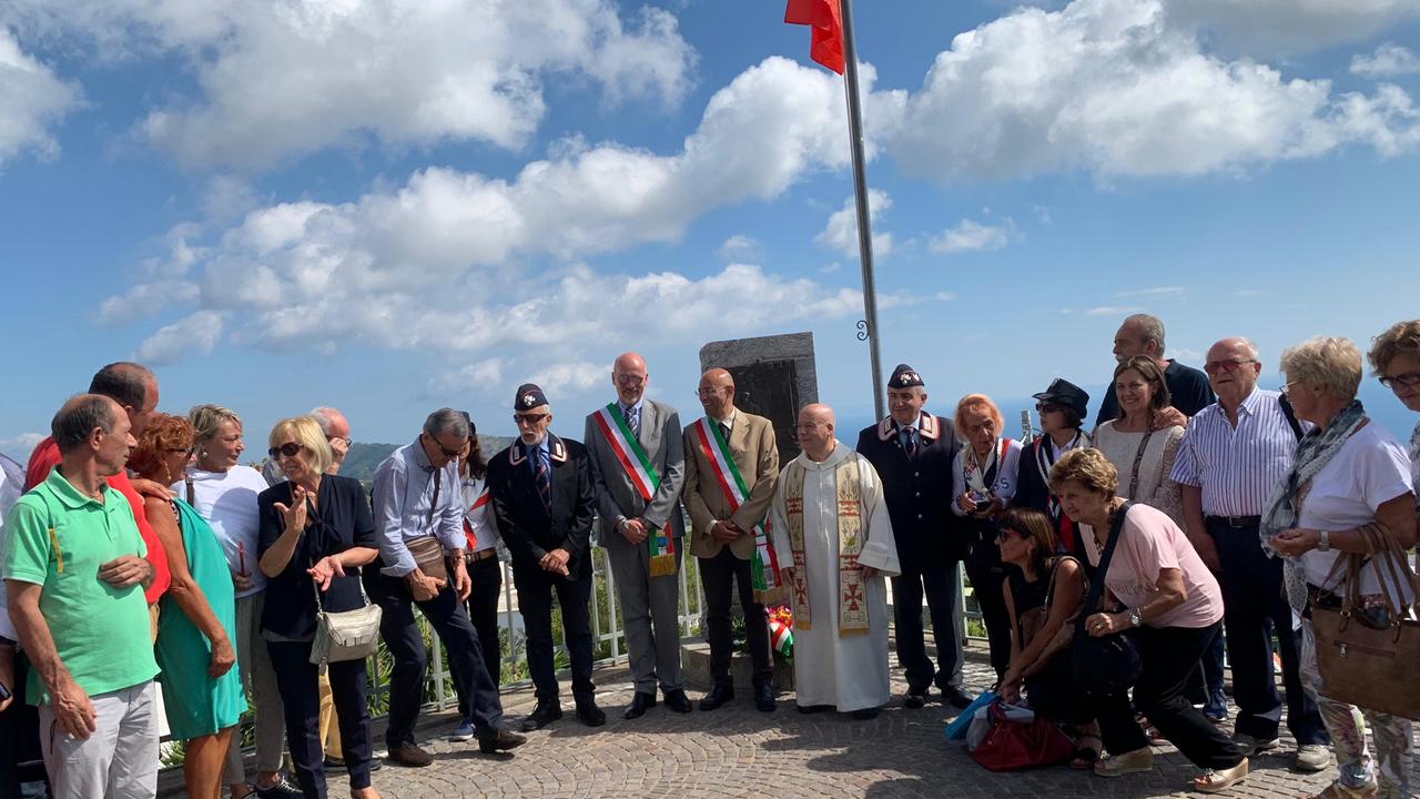 Delegazione dell’Anc e del Comune in visita a Serrara Fontana