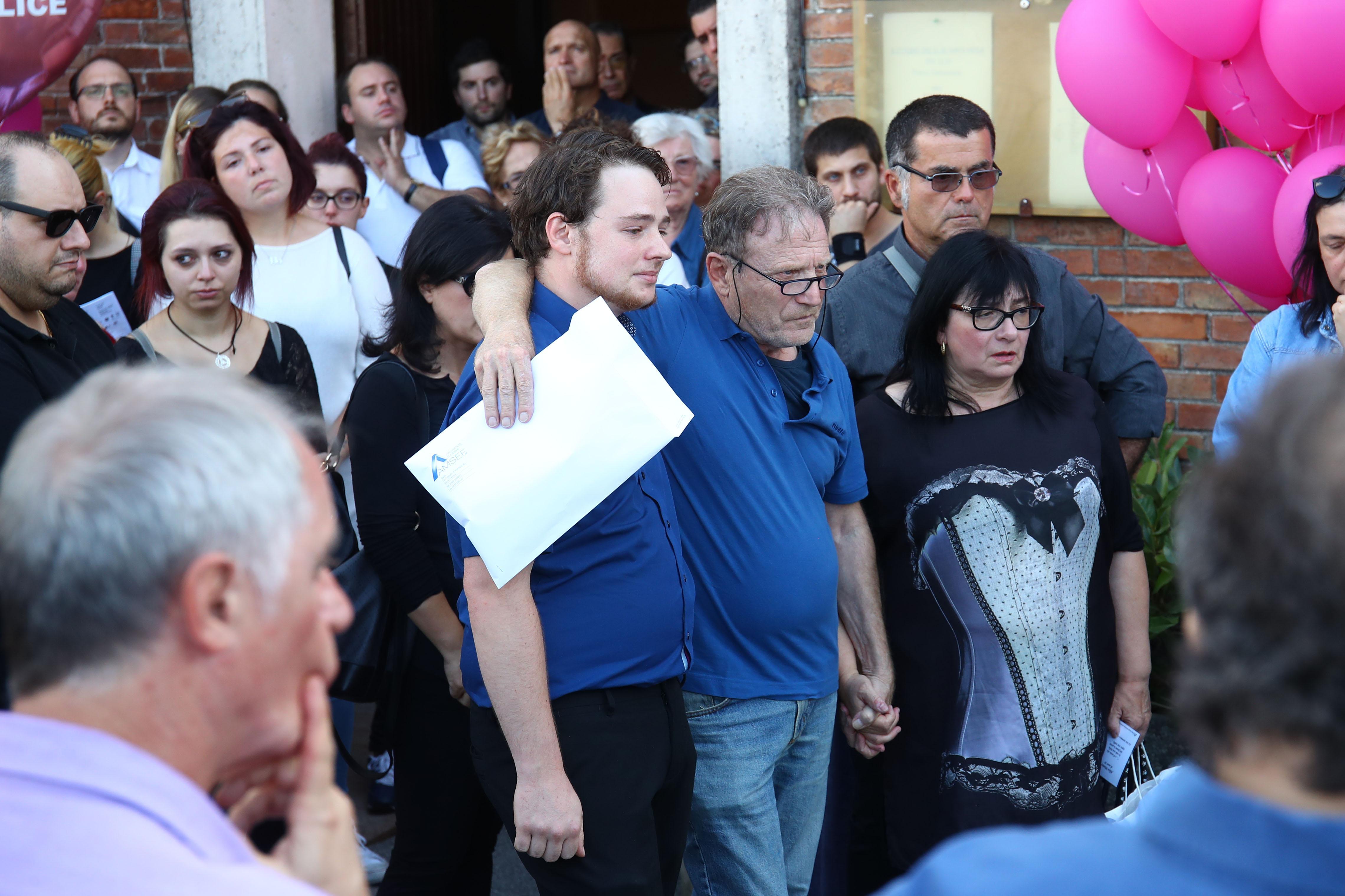 Alice, cremazione bloccata. La procura apre le indagini