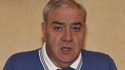 L’Altra città si trasferisce, don Enzo ringrazia tutti i volontari