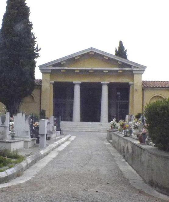 «Servizi di cremazione ancora nel degrado» 