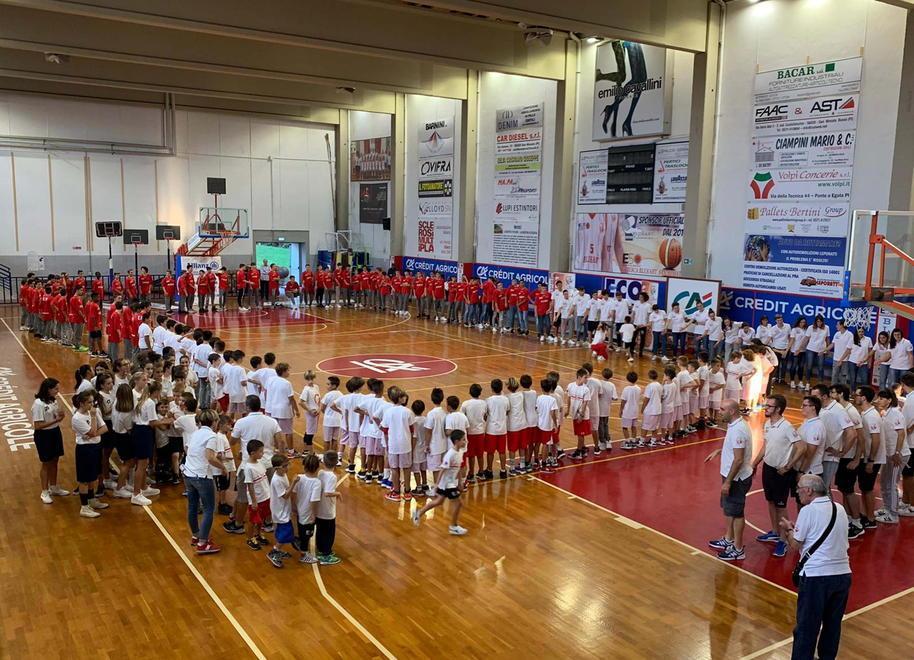 Oltre 200 tesserati in campo al vernissage dell’Etrusca 