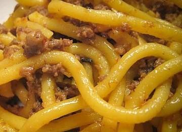Per Santa Sofia i bigoli a cena Passati al torchio sono una bontà