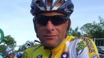 Cuoco trovato morto nel cortile di un palazzo