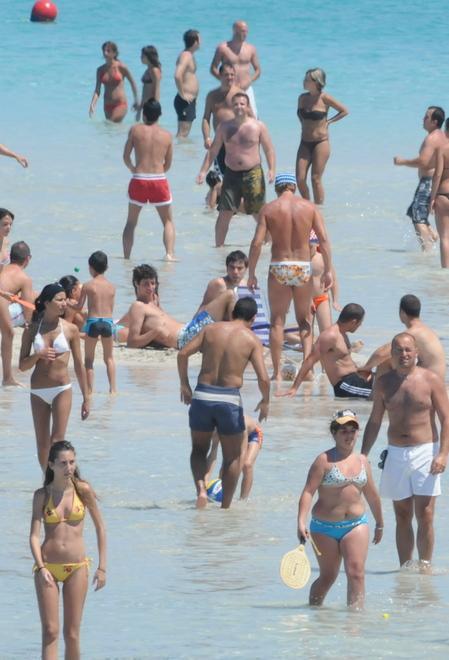 Turismo, fa flop la promozione dell’isola on line 