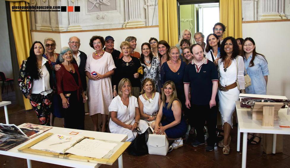 Libro d’artista al Carmi e le opere degli studenti in mostra in biblioteca