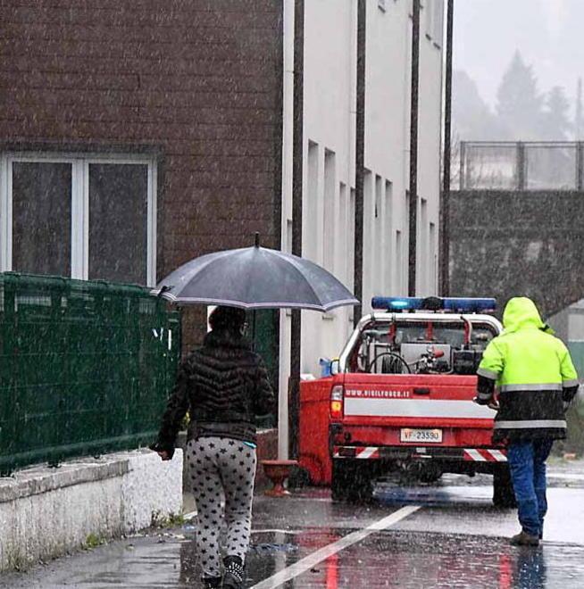 Piove nelle nuove scuole La Lega: pretendiamo spiegazioni dalla Regione
