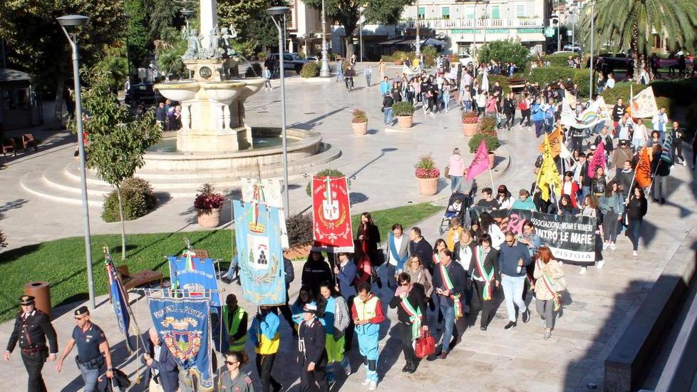 La Marcia della Pace arriva in Valdinievole e chiude il Festival