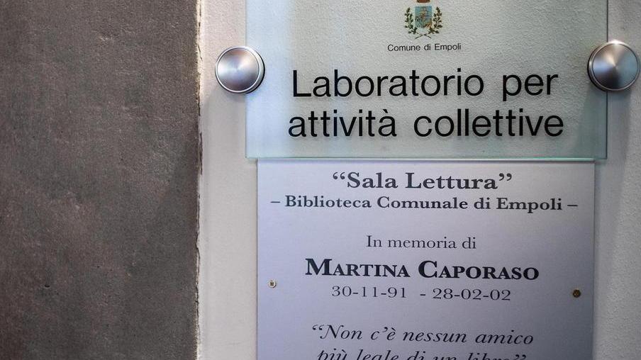 Affissa una targa per ricordare Martina morta a dieci anni