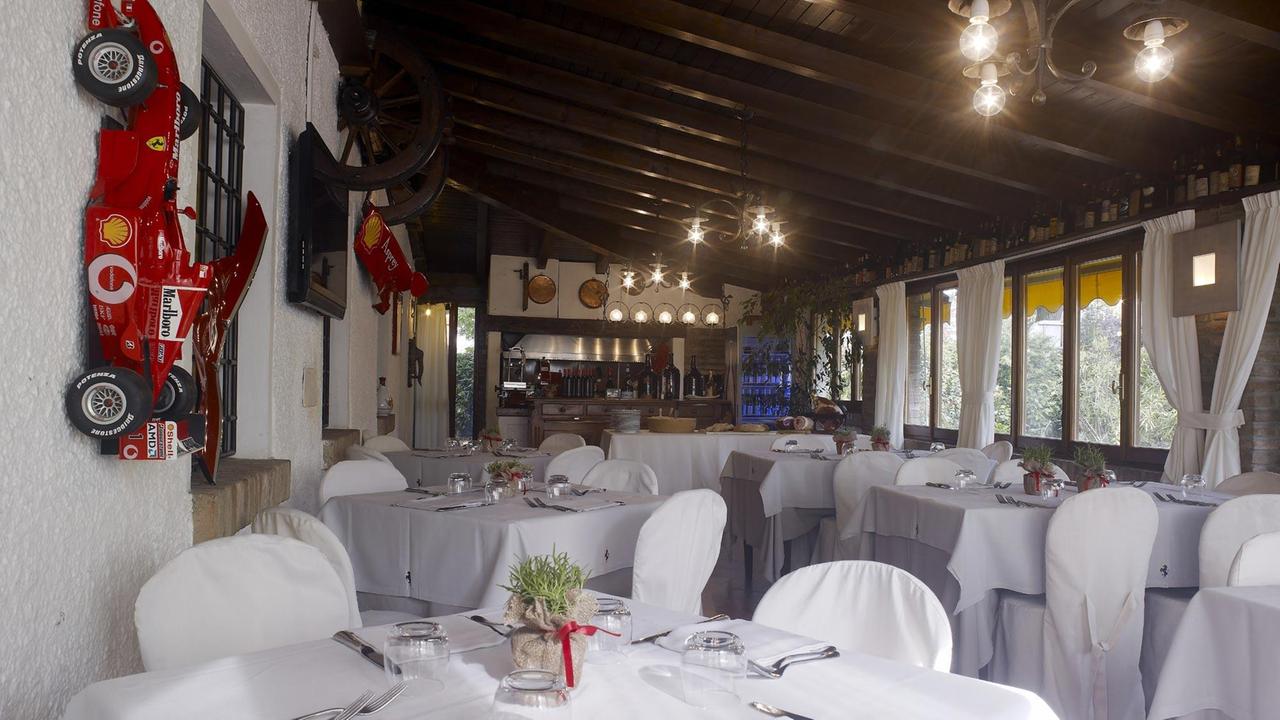 Maranello, la Ferrari offre a Bottura il ristorante “Cavallino”