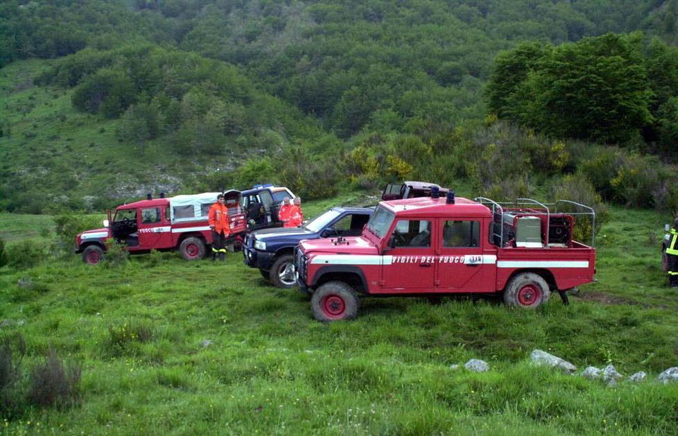 Fungaiolo disperso nel bosco lo ritrovano i vigili del fuoco 