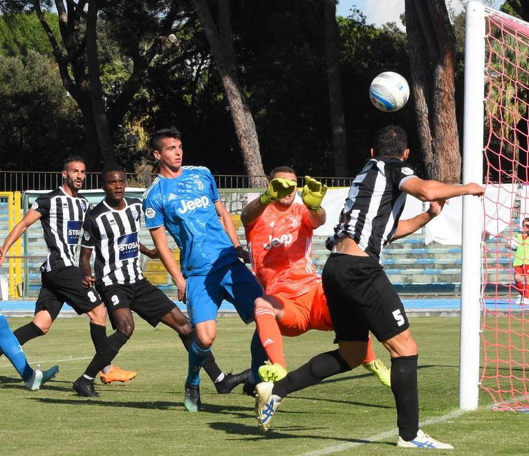 La Juve U23 regola la Pianese e la scavalca in classifica 