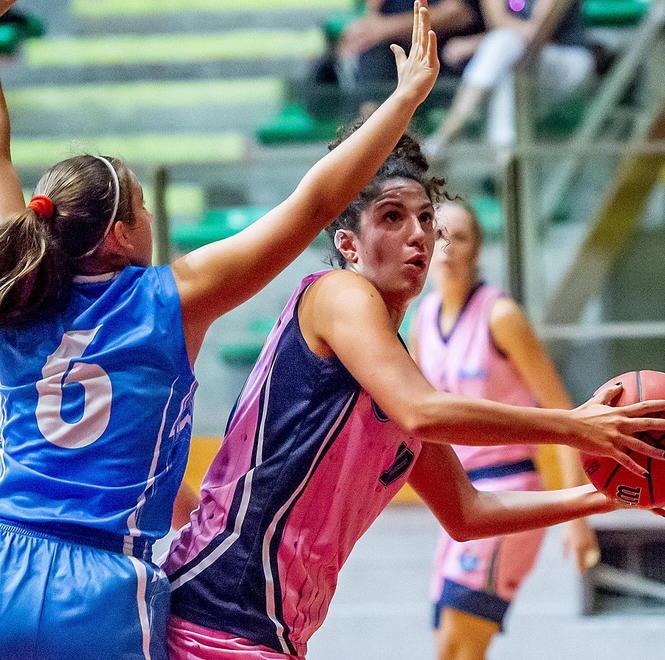 A2 DONNE: Acli va al tappeto 