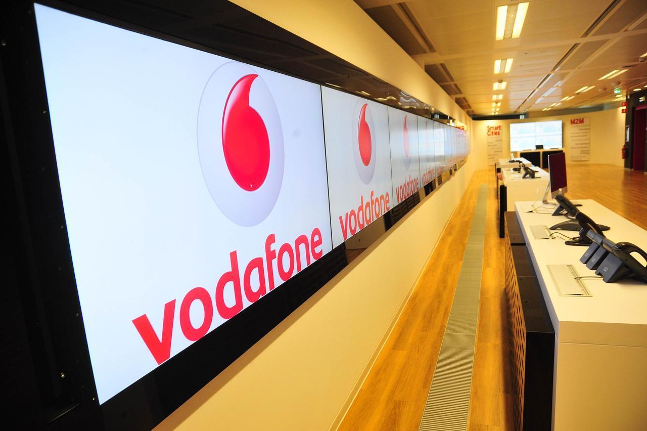 Denuncia Adiconsum: "Aumentano le pratiche scorrette di Vodafone"