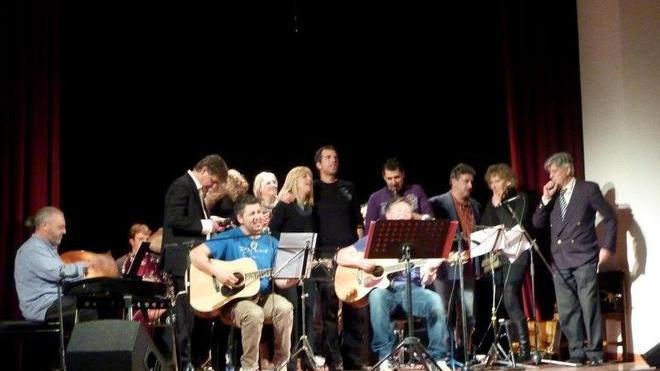 Dal web al teatro “Il paese delle favole” incanta l’Amiata