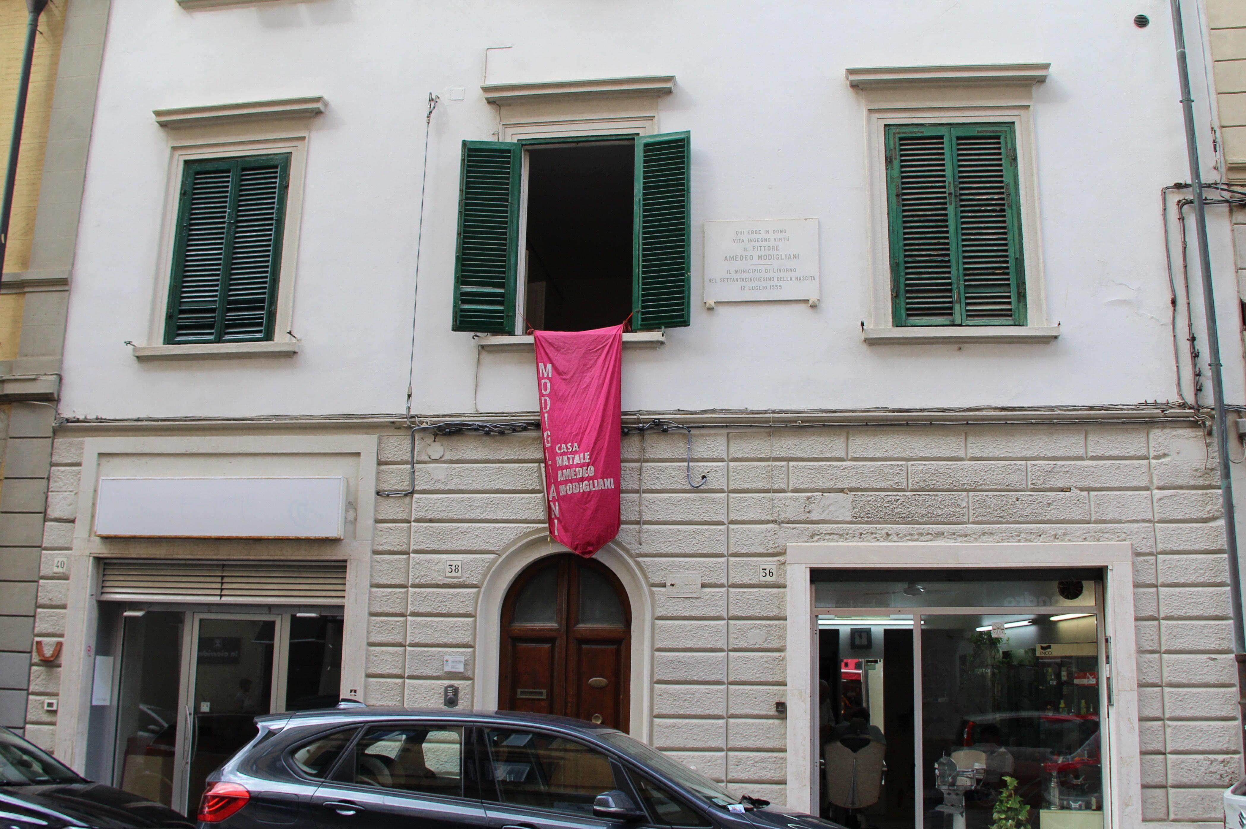I luoghi / Alla scoperta della casa museo di Dedo 