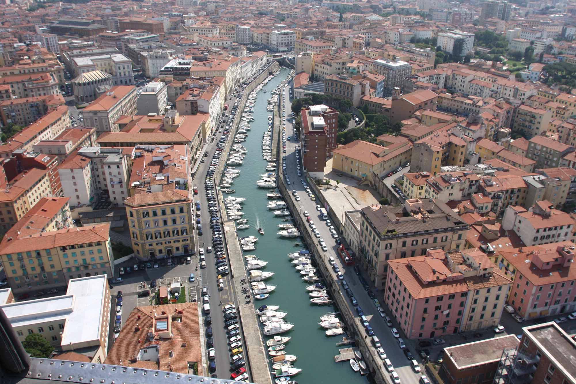 I luoghi / Col nonno lungo i fossi. L’inedito Dedo innamorato della sua città 