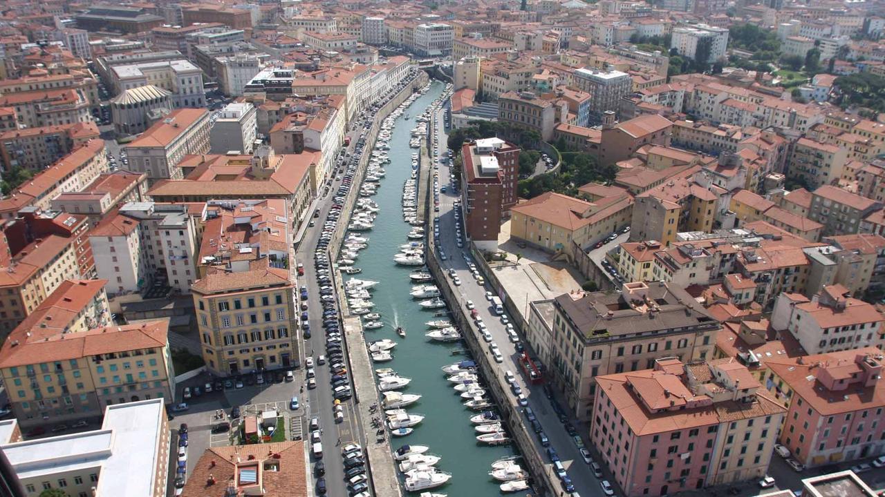 I luoghi / Col nonno lungo i fossi. L’inedito Dedo innamorato della sua città