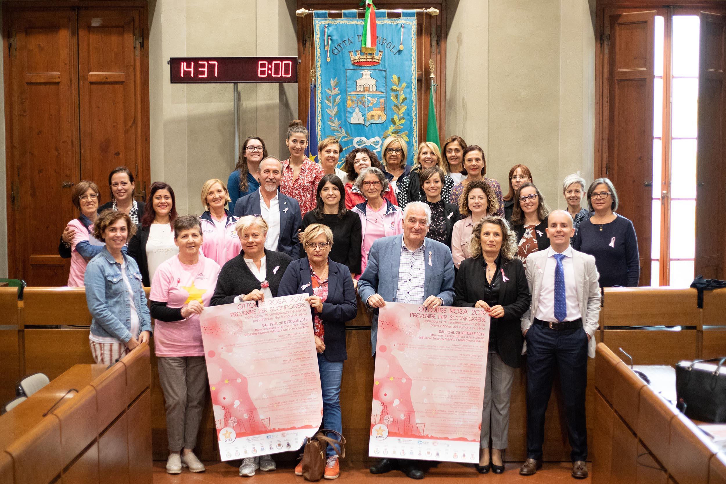 La presentazione della campagna "Ottobre in rosa" per la prevenzione dei tumori al seno