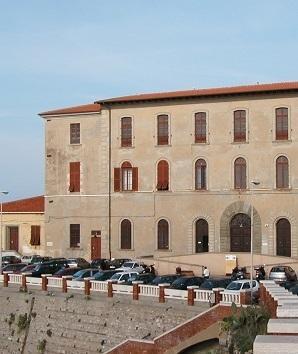 «Prima dell’ascensore i lavori al Centro velico» 