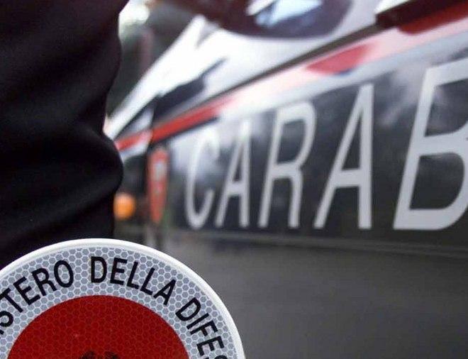 Rapina un negozio col cacciavite 