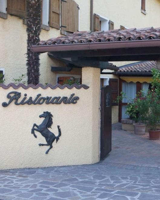 Maranello, ristorante Cavallino: «Il contratto scade ma speriamo di restare» 