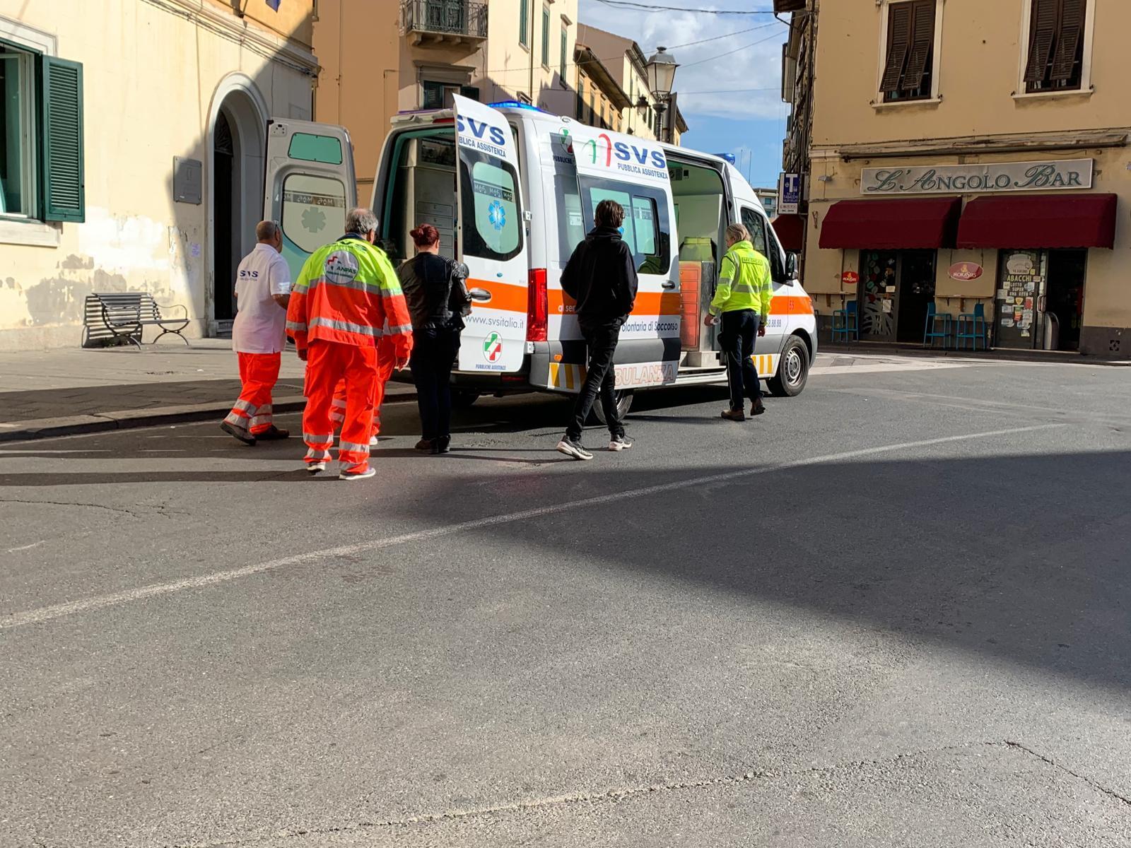 "Muffa in classe", otto studenti del liceo in ospedale con problemi respiratori