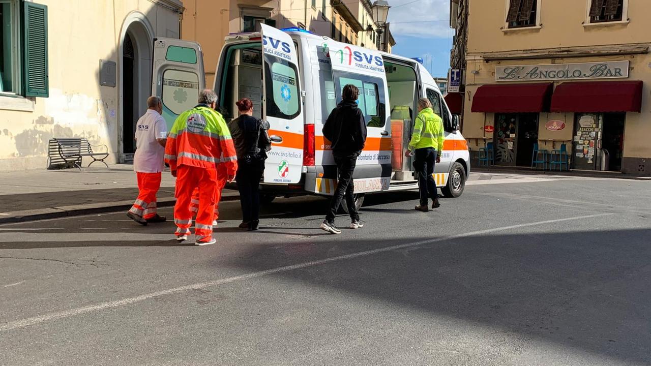 "Muffa in classe", otto studenti del liceo in ospedale con problemi respiratori