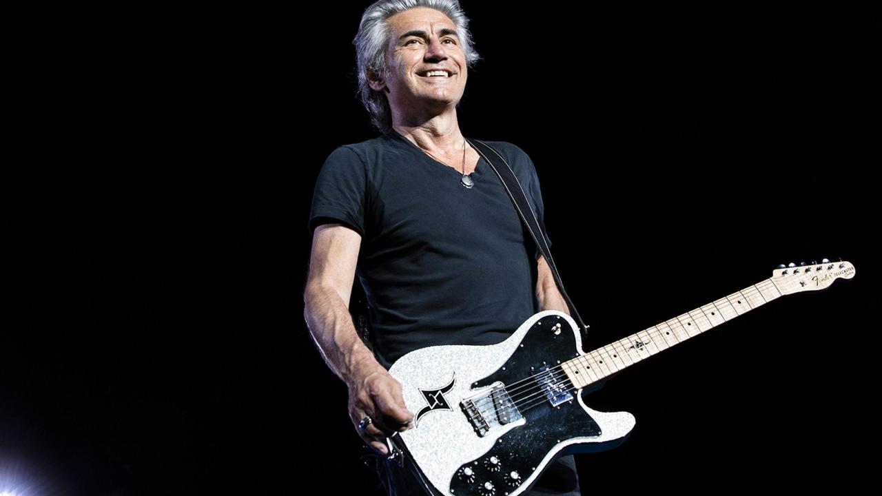Luciano Ligabue premiato come miglior cantante dell’Emilia-Romagna, la cerimonia avverrà a Modena