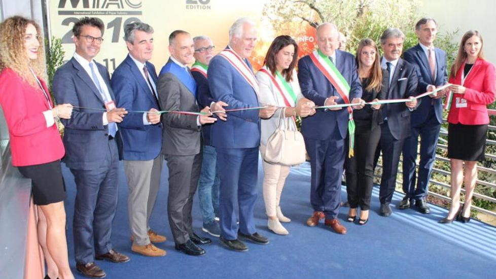 Energia e riciclo, appello alla politica: «Da anni non risolve i nostri problemi»