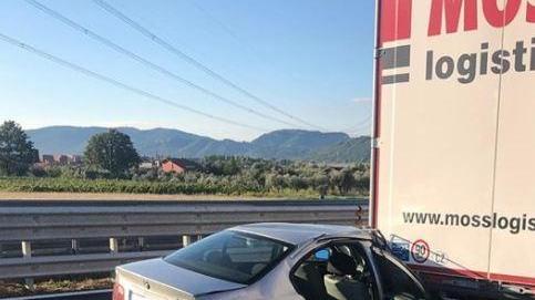 Incidente tra auto e tir Lievi ferite per un uomo