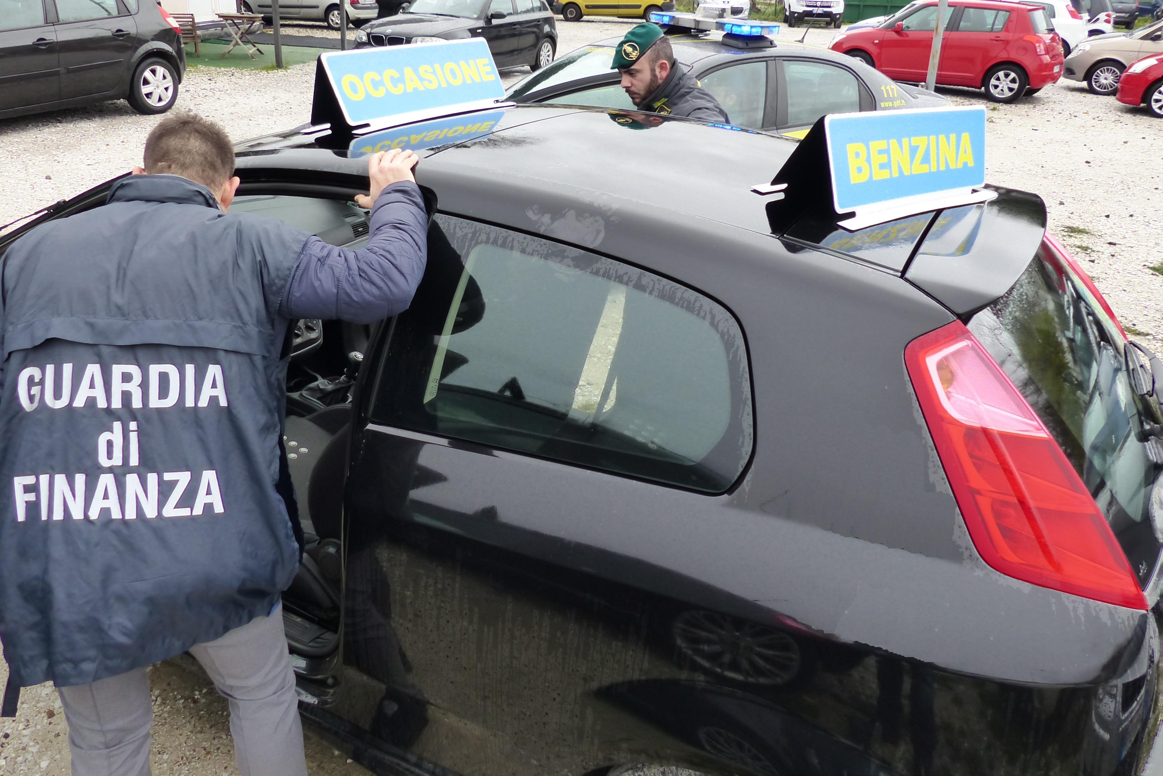 Operazione della Guardia di Finanza per false fatturazioni riguardante la vendita di automobili