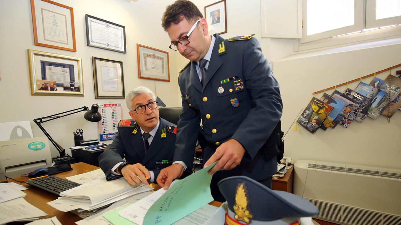 La società lavora a Ferrara ma dichiara la sede legale in Austria Scoperta una evasione fiscale di quasi 2 milioni