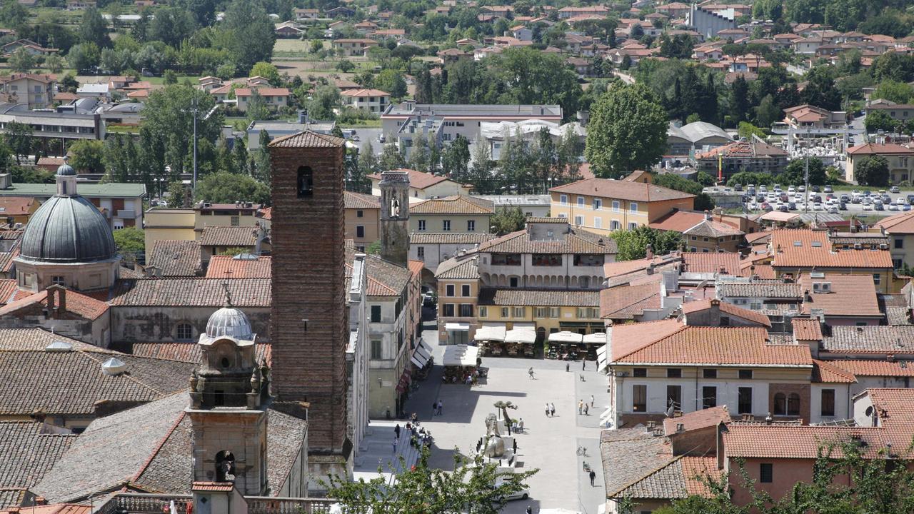 Mattone in picchiata a Pietrasanta: i prezzi delle case al -20% in dieci anni