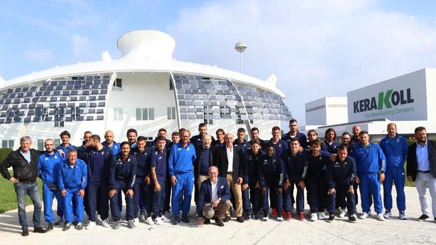 Tutto il Modena in visita alla Kerakoll «Per fare squadra verso grandi obiettivi»