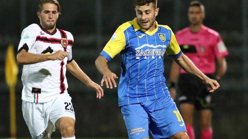 La Carrarese è fuori dalla Coppa Italia Col Carpi squadra spenta e svogliata
