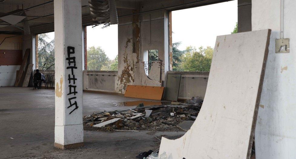 «Reggiane? Non esiste la bacchetta magica Lavoriamo per svuotarle»
