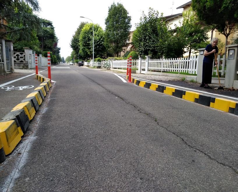 Via Manfredi, dopo le proteste ore contate per la strettoia 