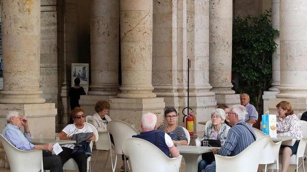Le Terme di Montecatini assumono un impiegato e un informatico