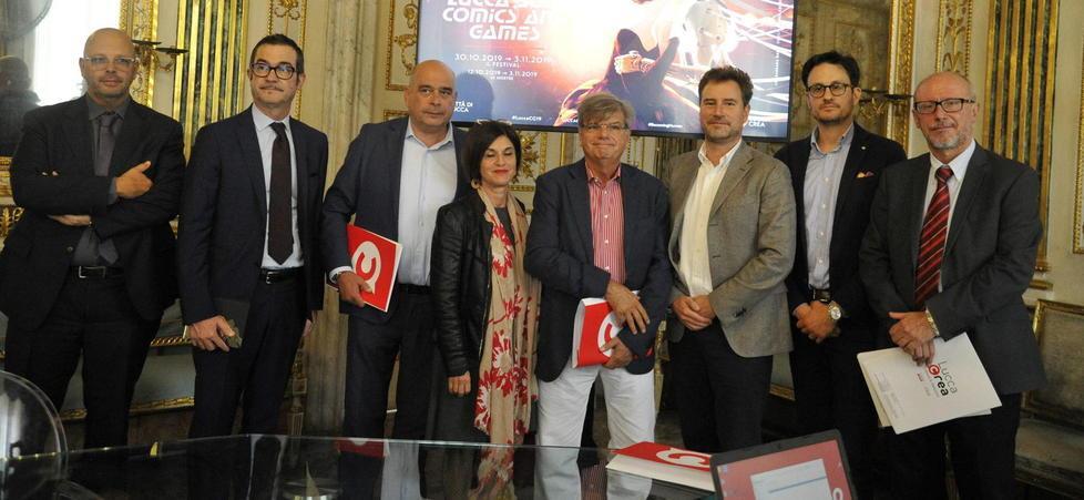 Il festival degli esseri umani che possono diventare eroi 