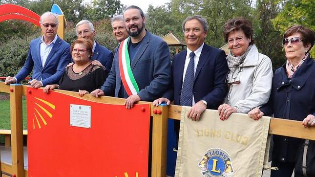 La giostra accessibile Il dono dei Lions