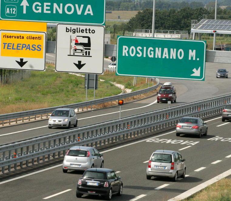I sindaci alla ministra: «Via casello e pedaggio, Tirrenica libera fino a Livorno» 