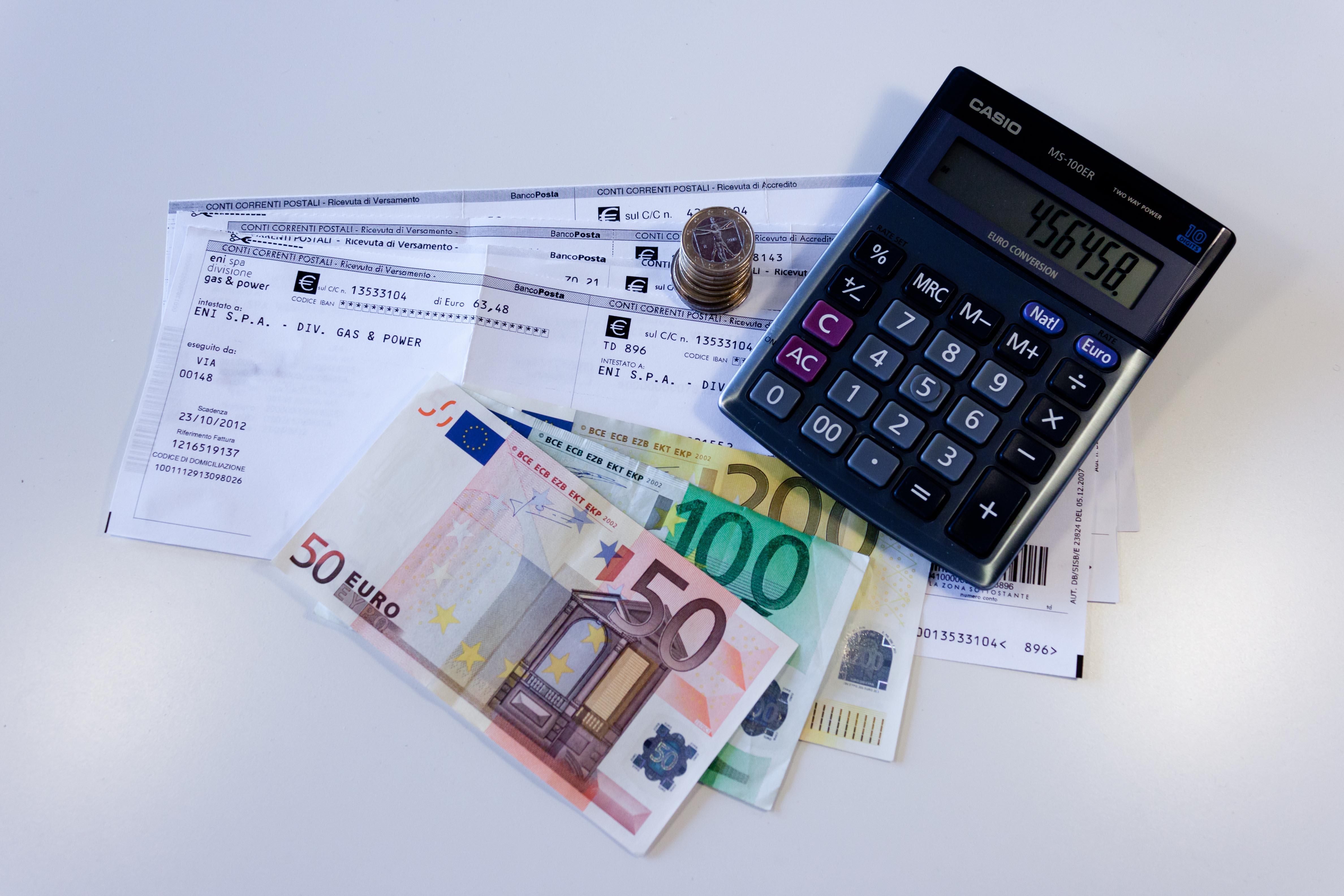 Banca spedisce per errore centinaia di estratti conto ai clienti sbagliati 